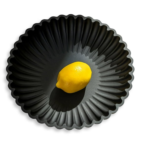 Hanobe Matte Black Resin Decorative Bowl For Entryway Table Decor 9.4"