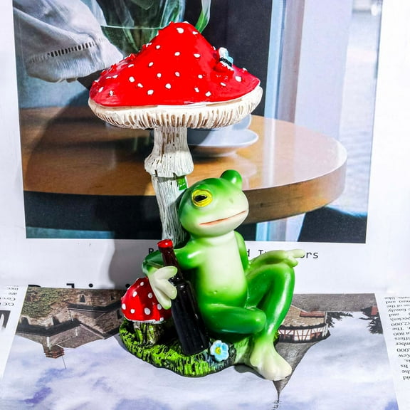 HaoXun Resin Christmas Frog Mushroom Ornament - Durable Tabletop Decor for Holiday Parties, Festive Home & Garden Decoration, Unique Gift Idea