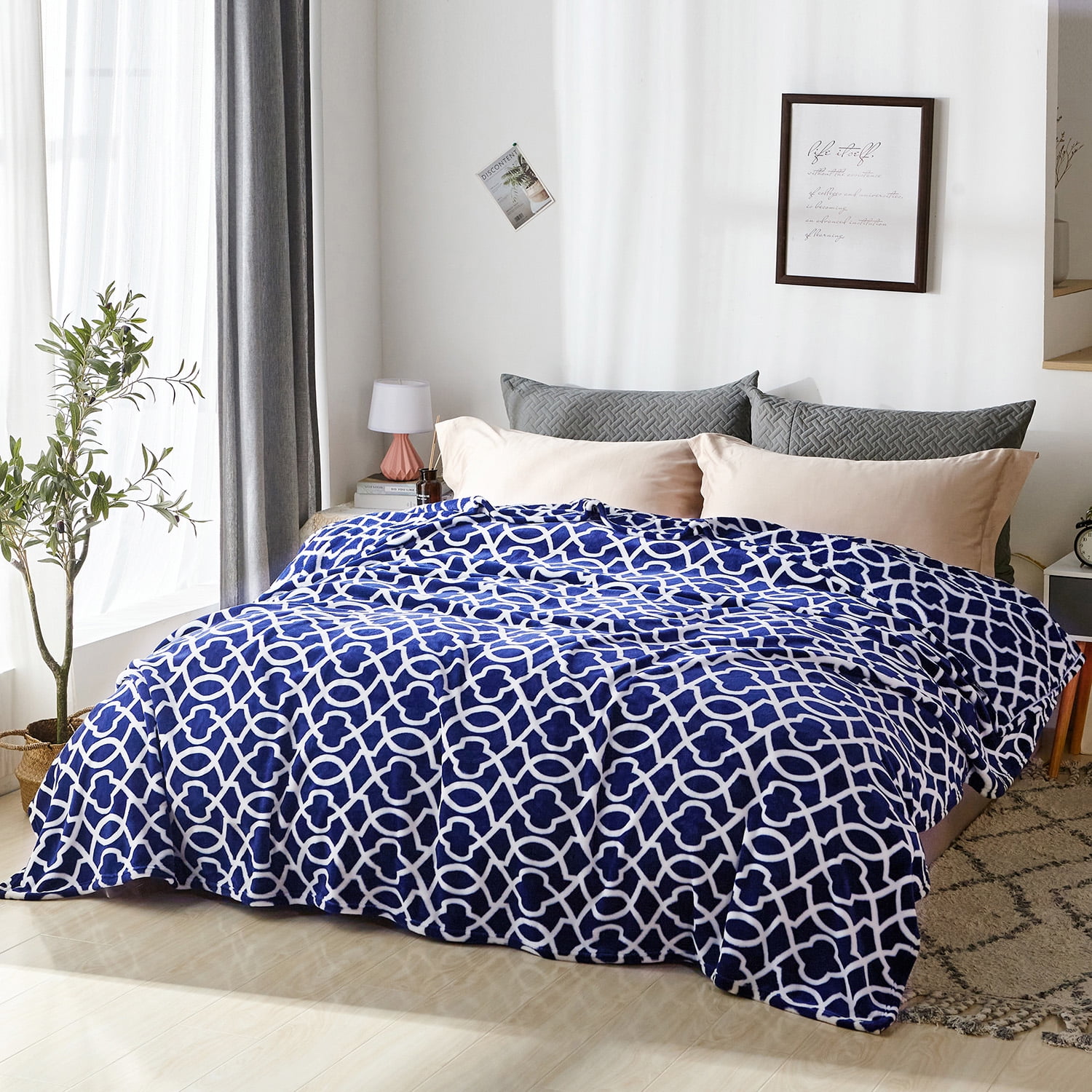 Flannel Fleece Blanket for Queen Bed,Soft Lightweight Warm Cozy Blanket,90" x90"
