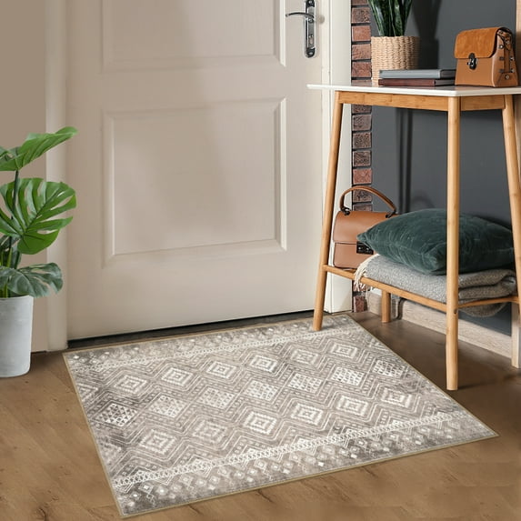 Haperlare Area Rugs Living Room Rug Bohemian Throw Rugs with Rubber Backing Washable Rugs Bedroom Rugs Soft Rug, 2' x 3' Brown