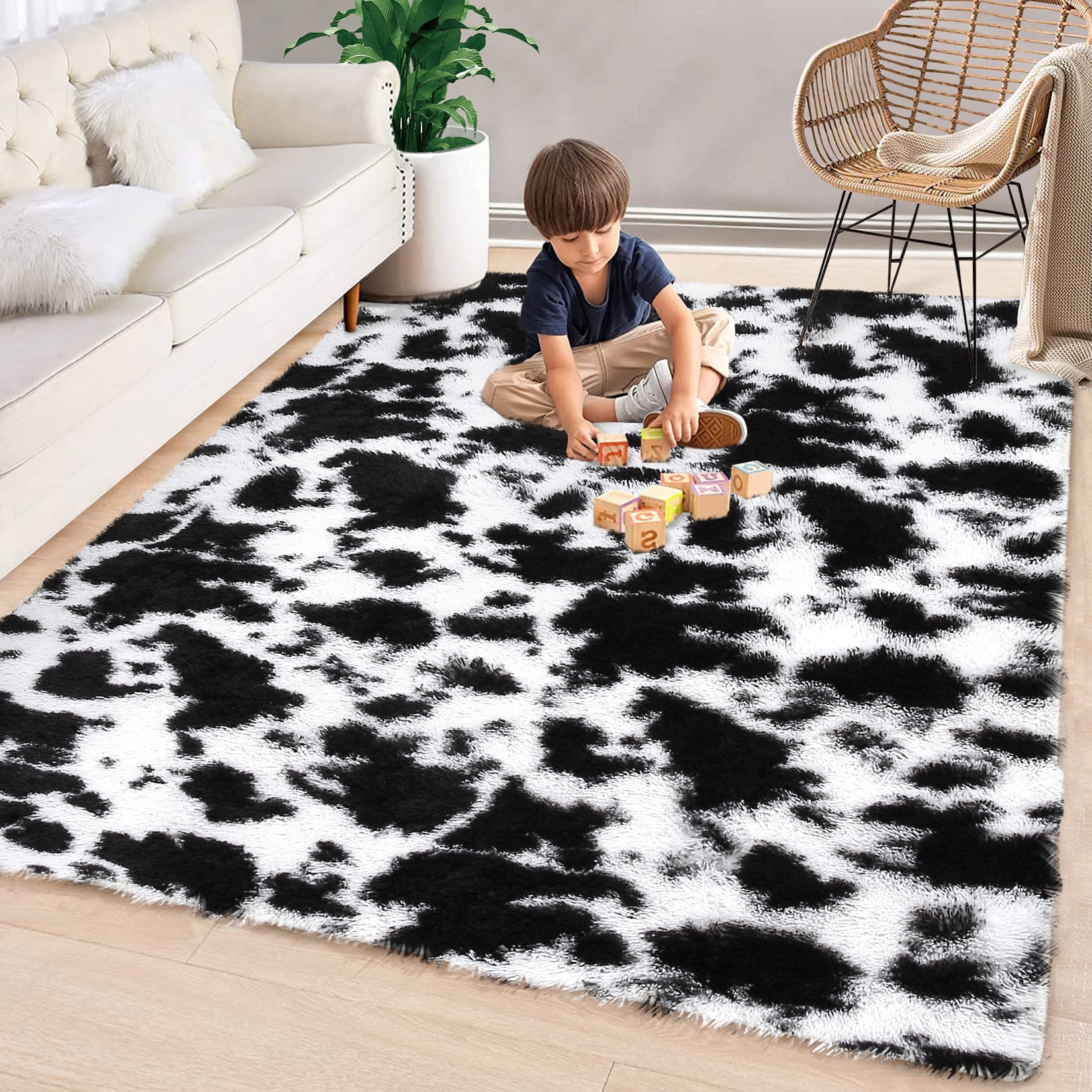 Haperlare Fluffy 8' x 10' Large Rug Faux Fur Rugs NonShedding Carpet