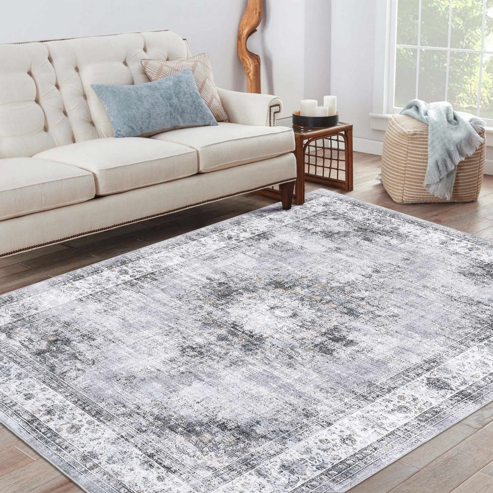 Gray Synthetic Medallion Tufted 8' x 10' Washable Area Rug