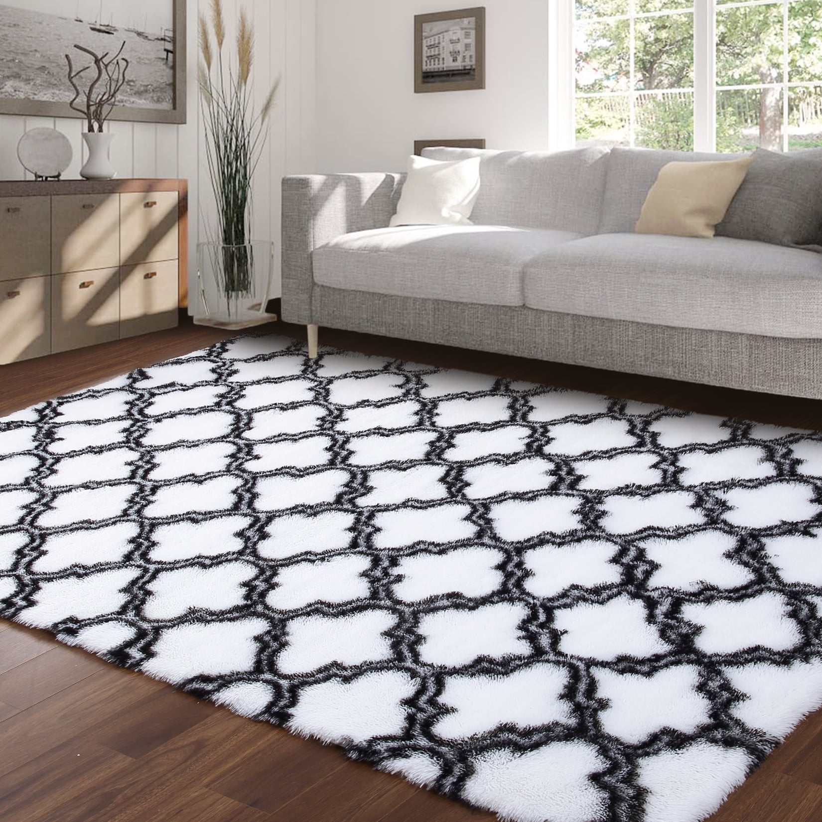 White and Black Geometric Memory Foam Shag Rug, 5' x 8'