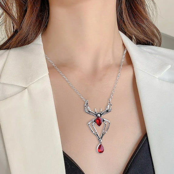 Happy Date Vintage Gothic Spider Necklace Halloween Crystal Spider Pendant Necklace Punk Style Reptile Animal Jewelry for Woman