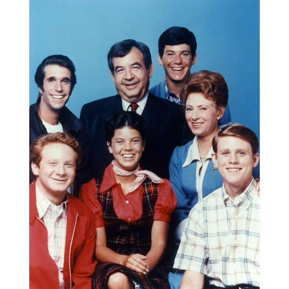 Happy Days, (Clockwise From Top L), Henry Winkler, Tom Bosley, Anson Williams, Marion Ross, Ron Howard, Erin Moran, Donny Most, 1974-1984. (C)Paramount. Courtesy: Everett Collection Poster Print (16 x