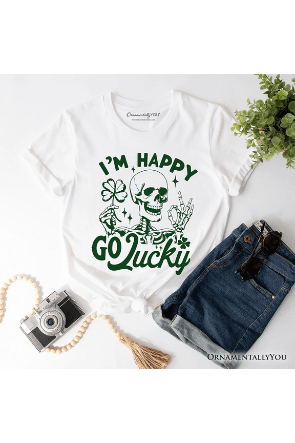 Happy Go Lucky Clover Skeleton St Patrick&rsquo;s Day T-Shirt, Green Shamrock Vintage Tee