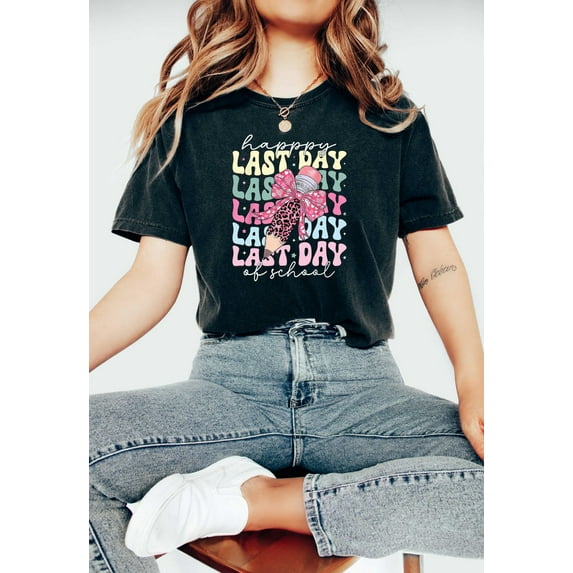 Happy Last Day Of School T-shirt, Pencil Coquette Shirt, Teacher Shirt, Teacher T-Shirts Last Day Of School, Teacher Off Duty Gift Crewneck SWEATSHIRT All Size S-5XL