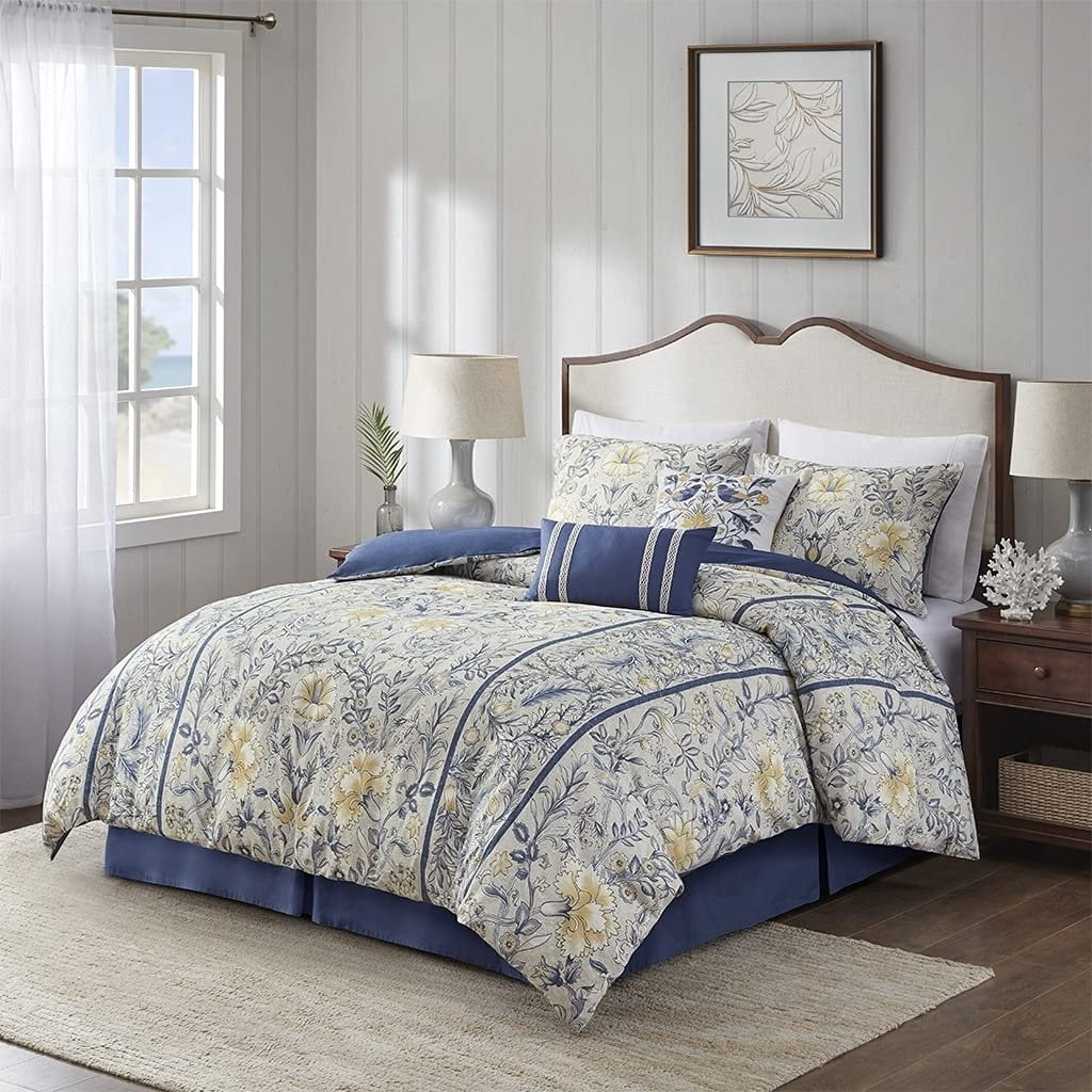 Full Blue Cotton Bedspread Set with Tassel Embellishments