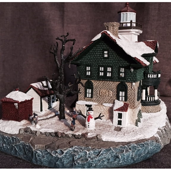 Harbour Lights Christmas 2001 Michigan City, Indiana #712