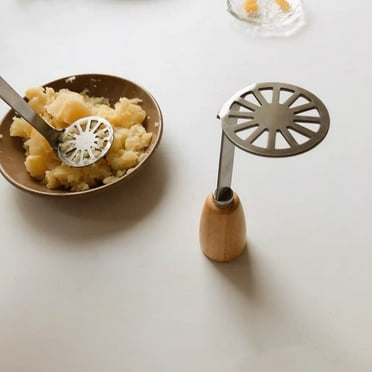 Hariumiu Long Handle Potato Masher Stainless Steel Potato Masher with Long Handle Rust-resistant Sturdy One-piece Design Comfortable Grip for Food