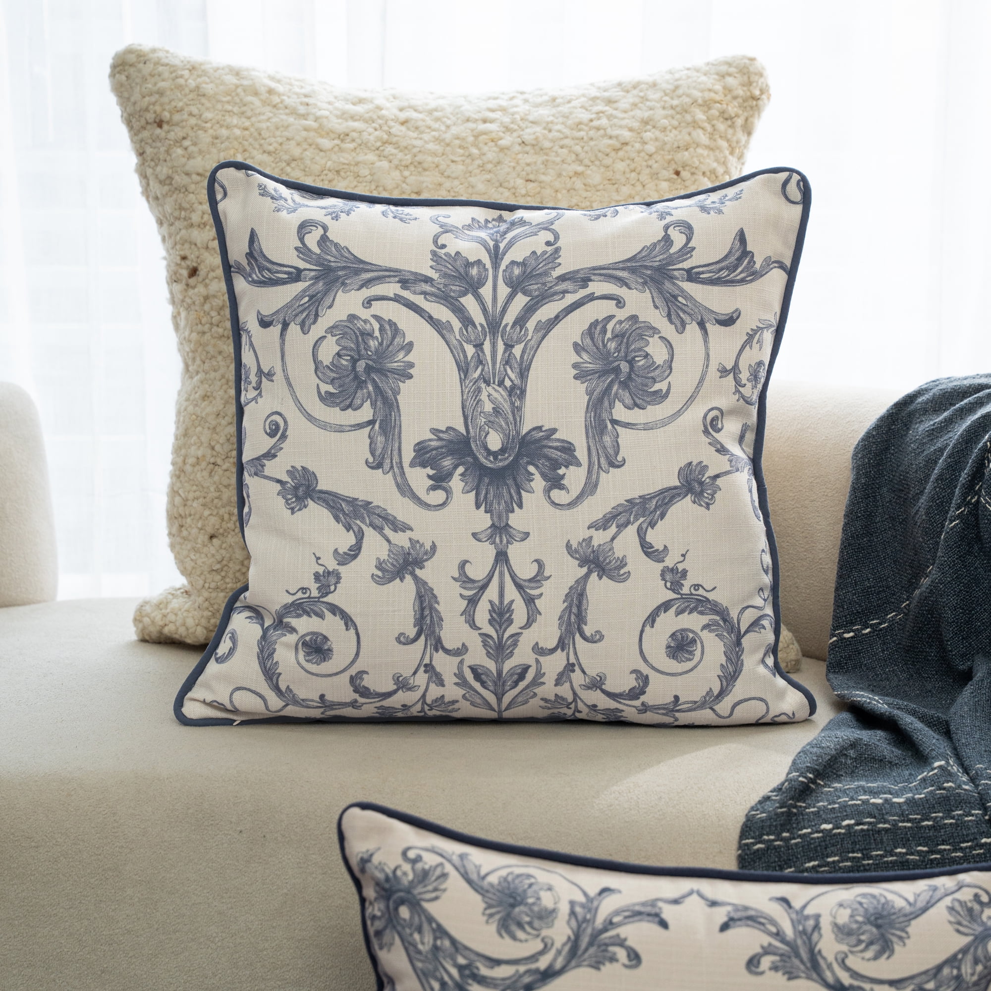 Harlow Hill Alton 20" x 20" Blue/Ivory Damask Recycled P.E.T. Decorative Throw Pillow