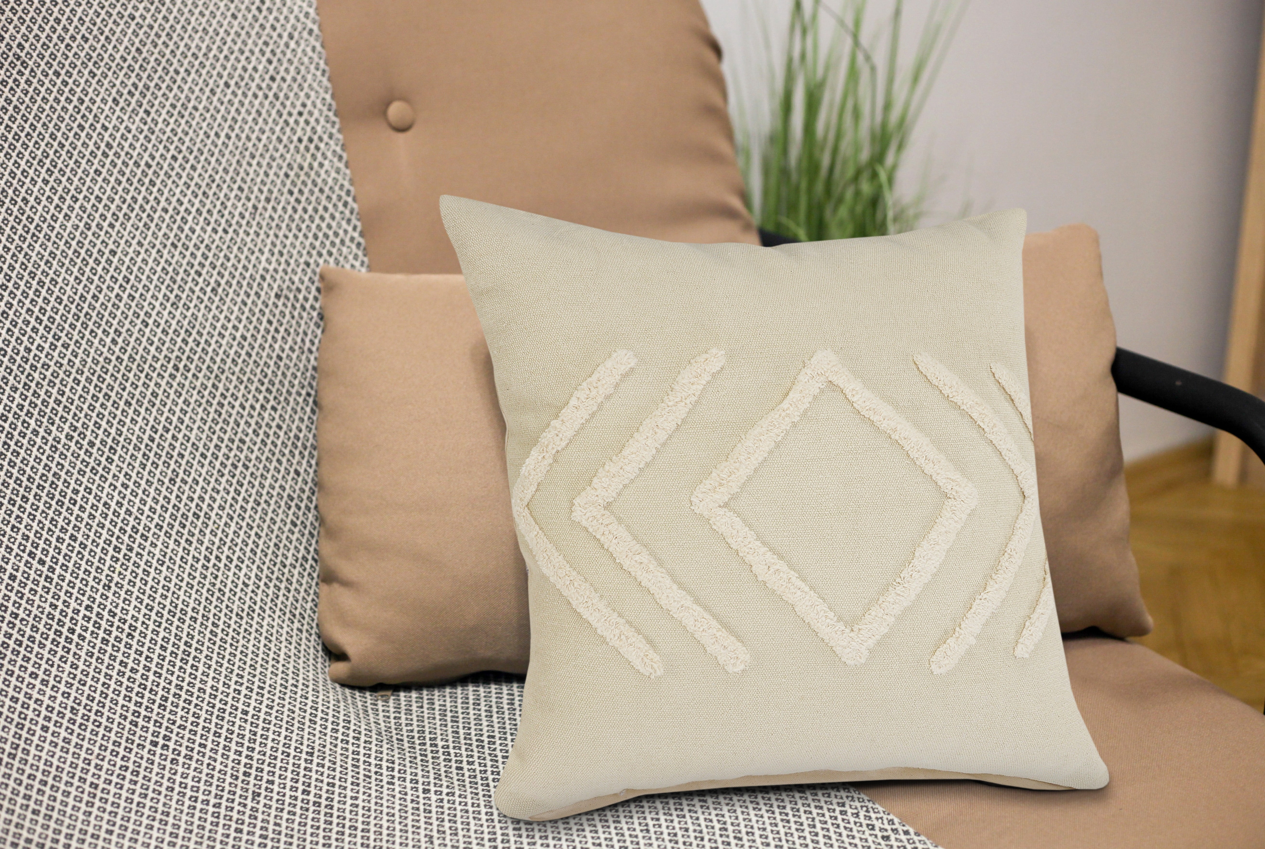 Harlow Hill Soiree 20" x 20" Tribal Cotton Adult Decorative Feather Filled Pillow, Birch