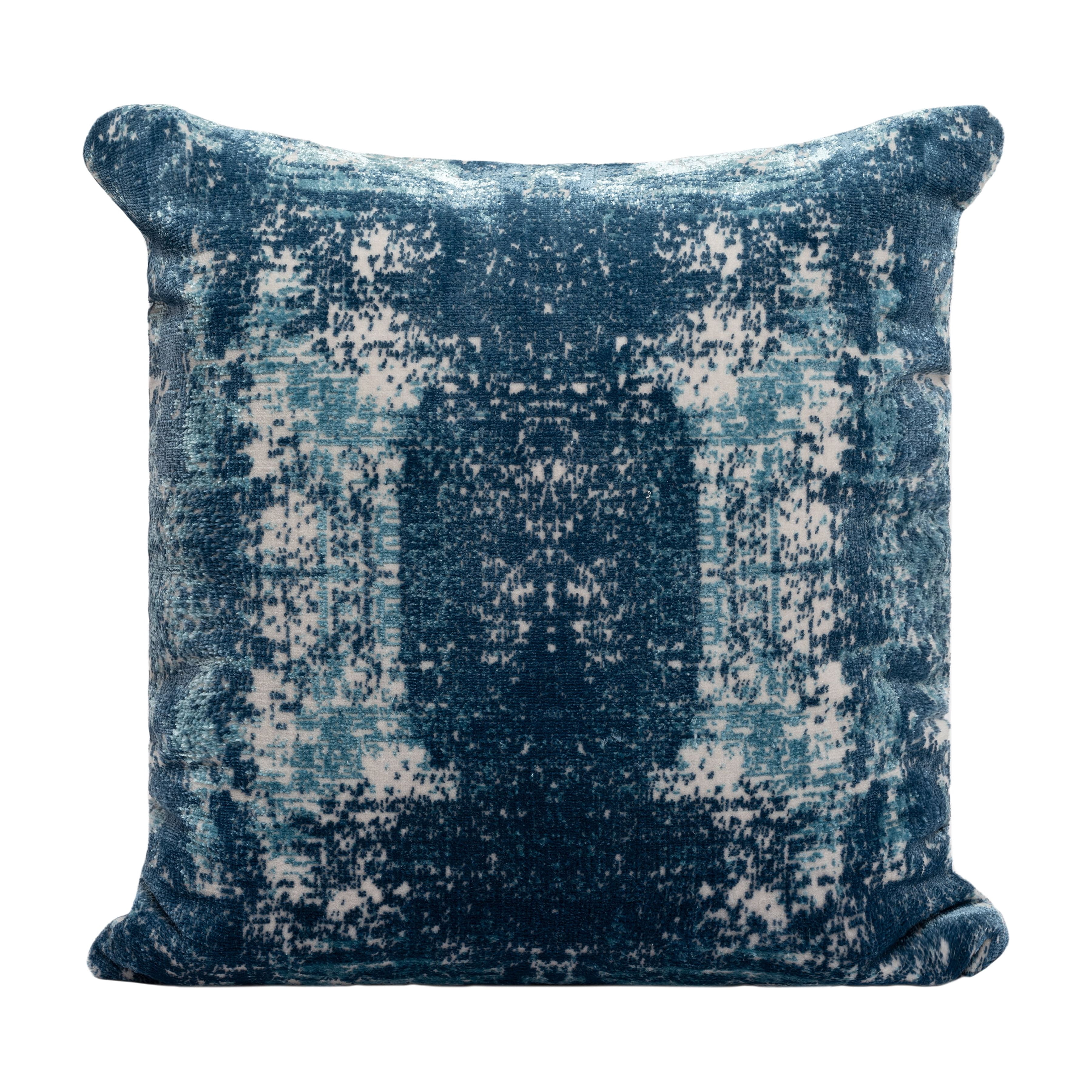 Harlow Hill Verona 20" x 20" Blue/Ivory Abstract Performance Blend Adult Decorative Throw Pillow Cover