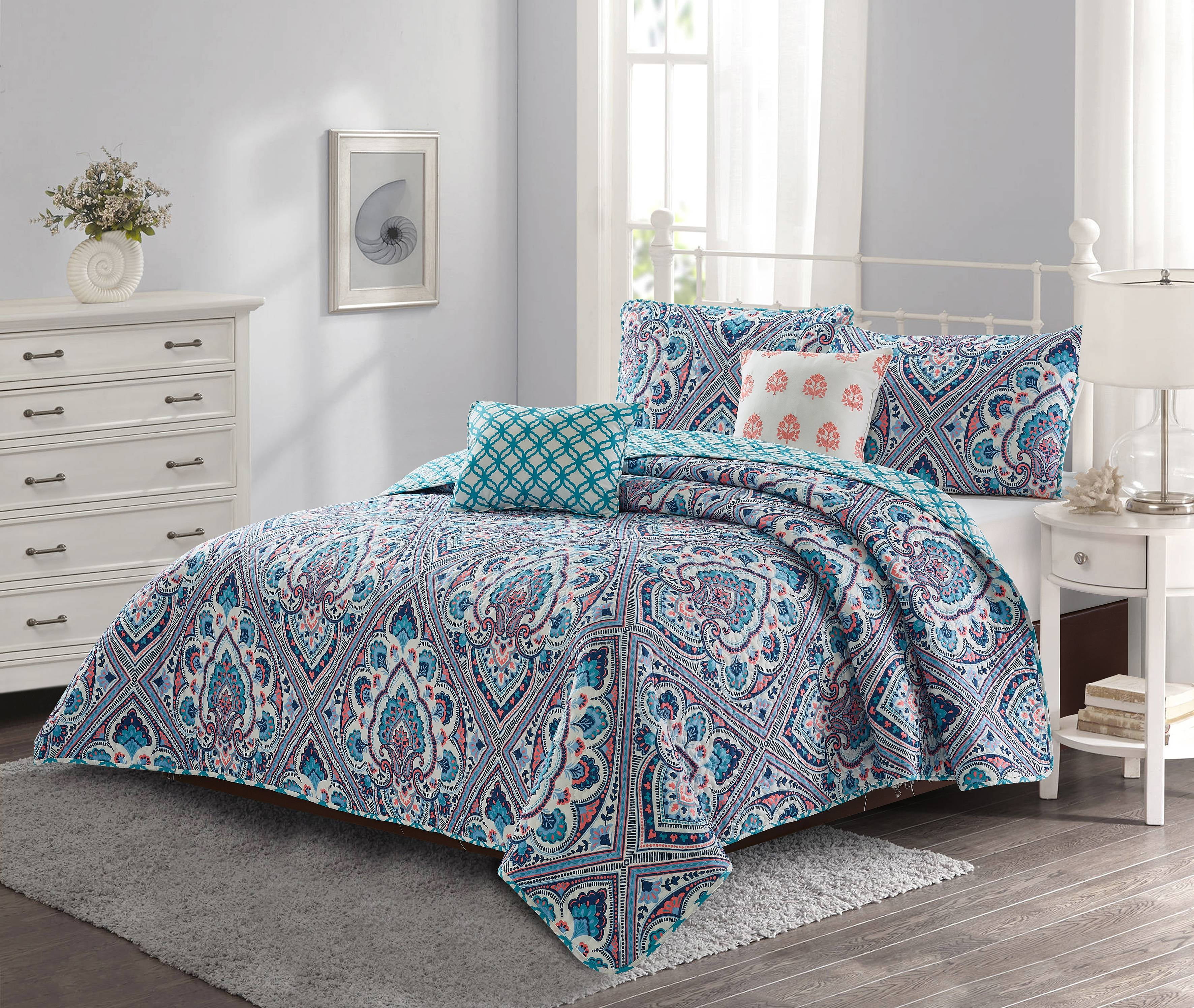 Harper Lane Paris 4-Pieces Blue Coral Quilt Bedding Sets, Twin