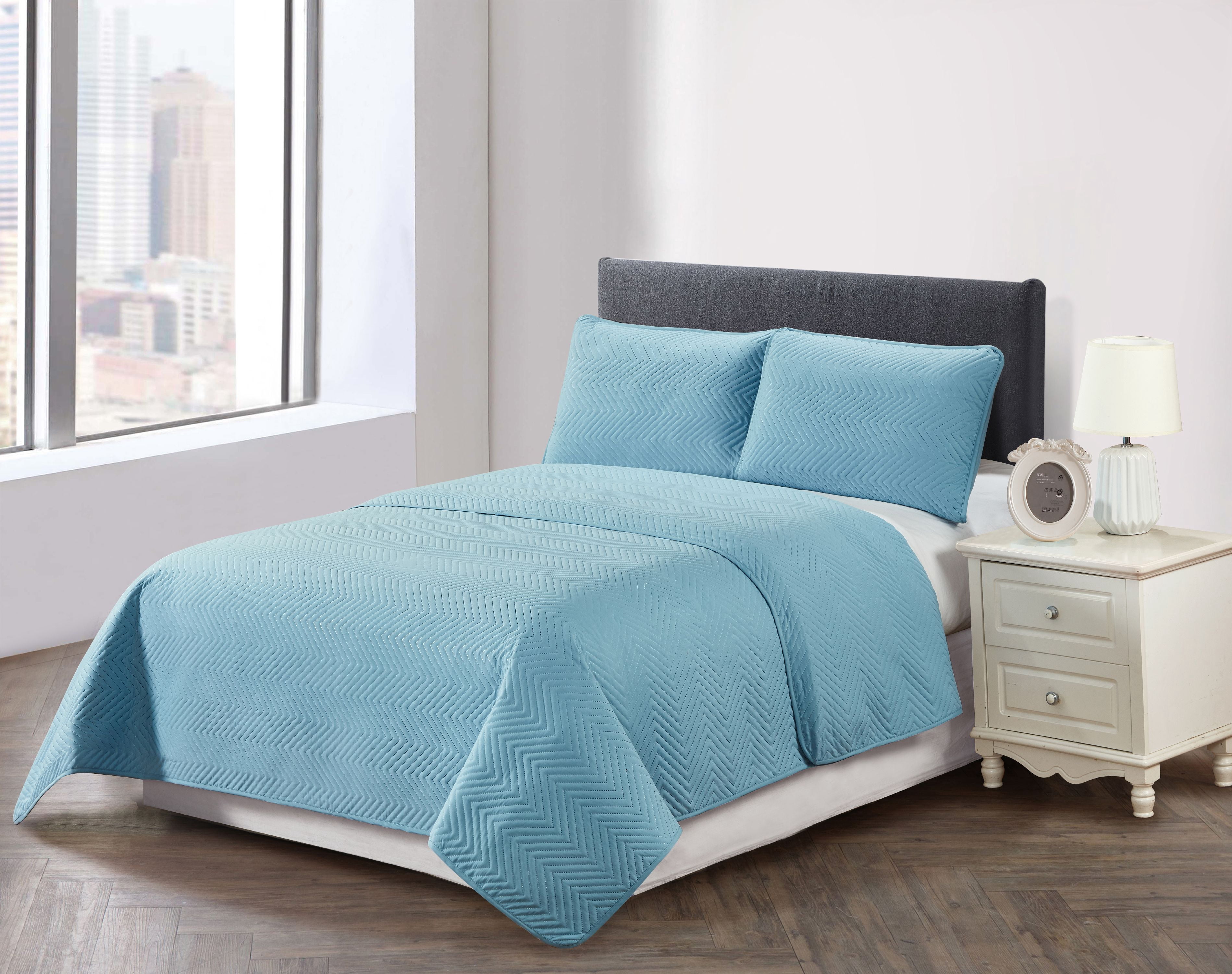 Harper Lane Trista Chevron Stitch 3-piece Quilt Set Blue Full/Queen