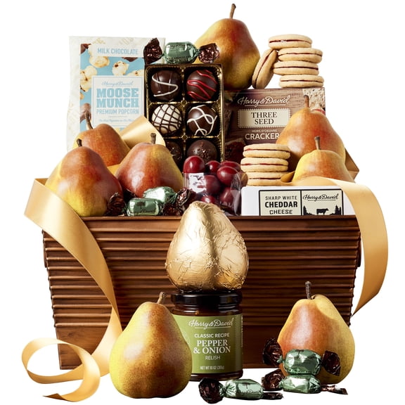 Harry & David Deluxe Favorites Gift Basket, Pears, Gourmet Snacks, Popcorn