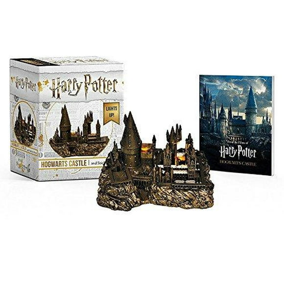 Harry Potter Hogwarts Castle and Sticker Book : Lights Up!