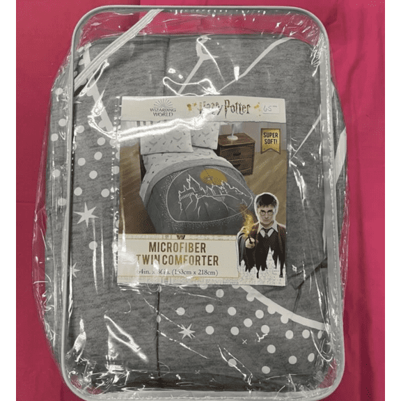 Harry Potter Hogwarts Twin Reversible Comforter - Comforter Only