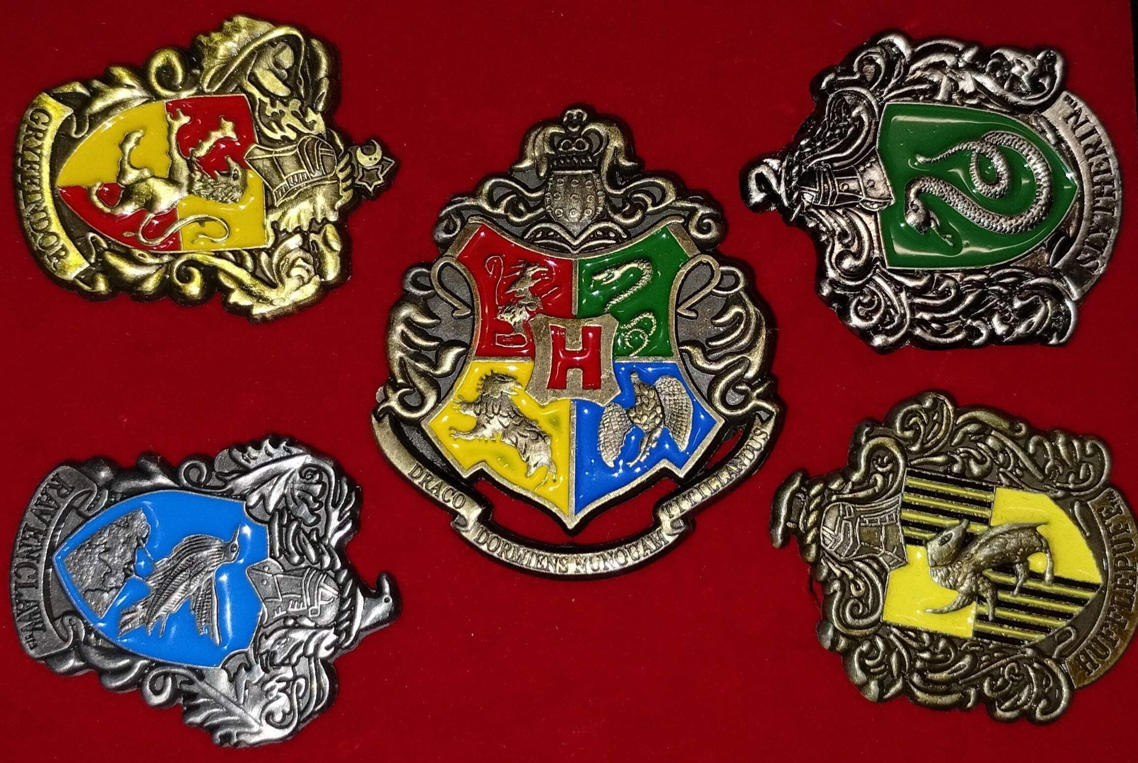 Hogwarts House by The Noble Collection並行輸入品 Harry Potter House Editions - Arena Illustration