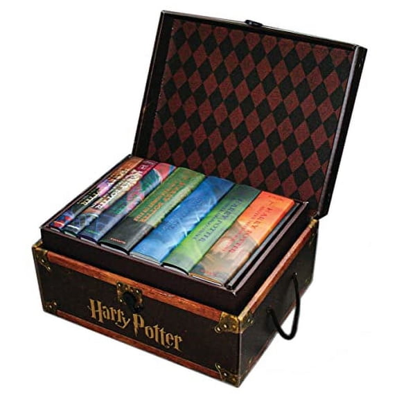 Pre-Owned Harry Potter: Housed in a Collectible Trunk-like Box With Sturdy Handles, Lockable Lid, and Bonus Decorative Stickers (Harry Potter, 1-7) Paperback