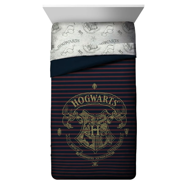 Harry Potter Spellbound Hogwarts Emblem Reversible Twin/Full Comforter ...