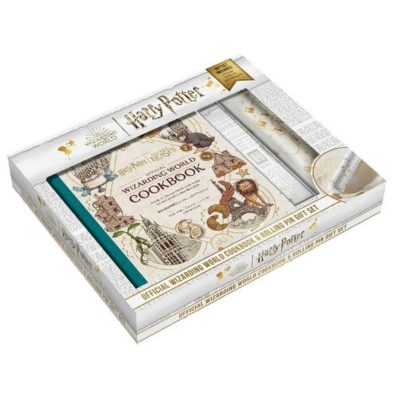 Harry Potter and Fantastic Beasts: Official Wizarding World Cookbook Gift Set: Spellbinding Meals from New York to Hogwa, (Paperback)