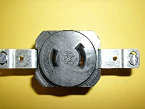 Hart-Lock Industrial Single Receptacles 15A 125V/AC NEMA L1-15 2-Pole/2-Wire - CWL115R, 7540