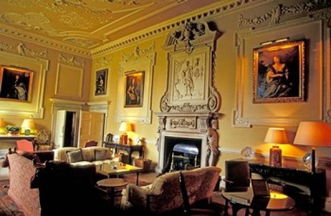 Hartwell House Hotel Buckinghamshire England Canvas Art - Nik Wheeler DanitaDelimont (18 x 11)