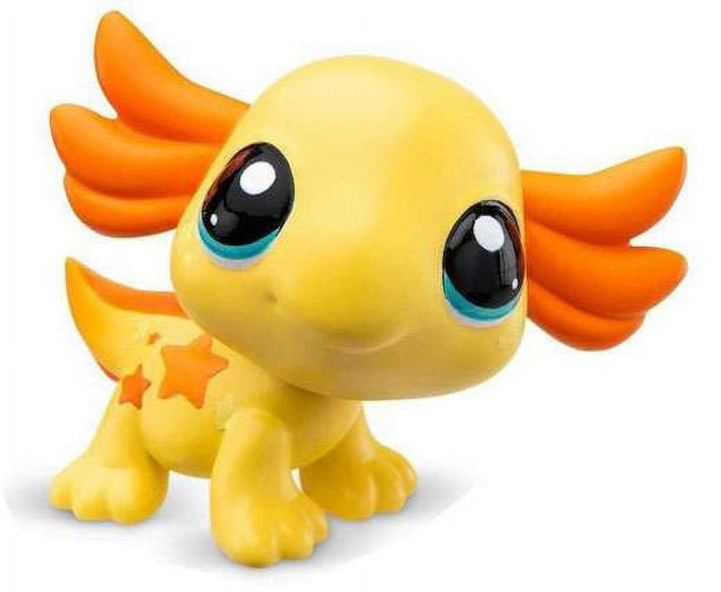 Hasbro Littlest Pet Shop 2024 Generation 7 Yellow Axolotl Mini