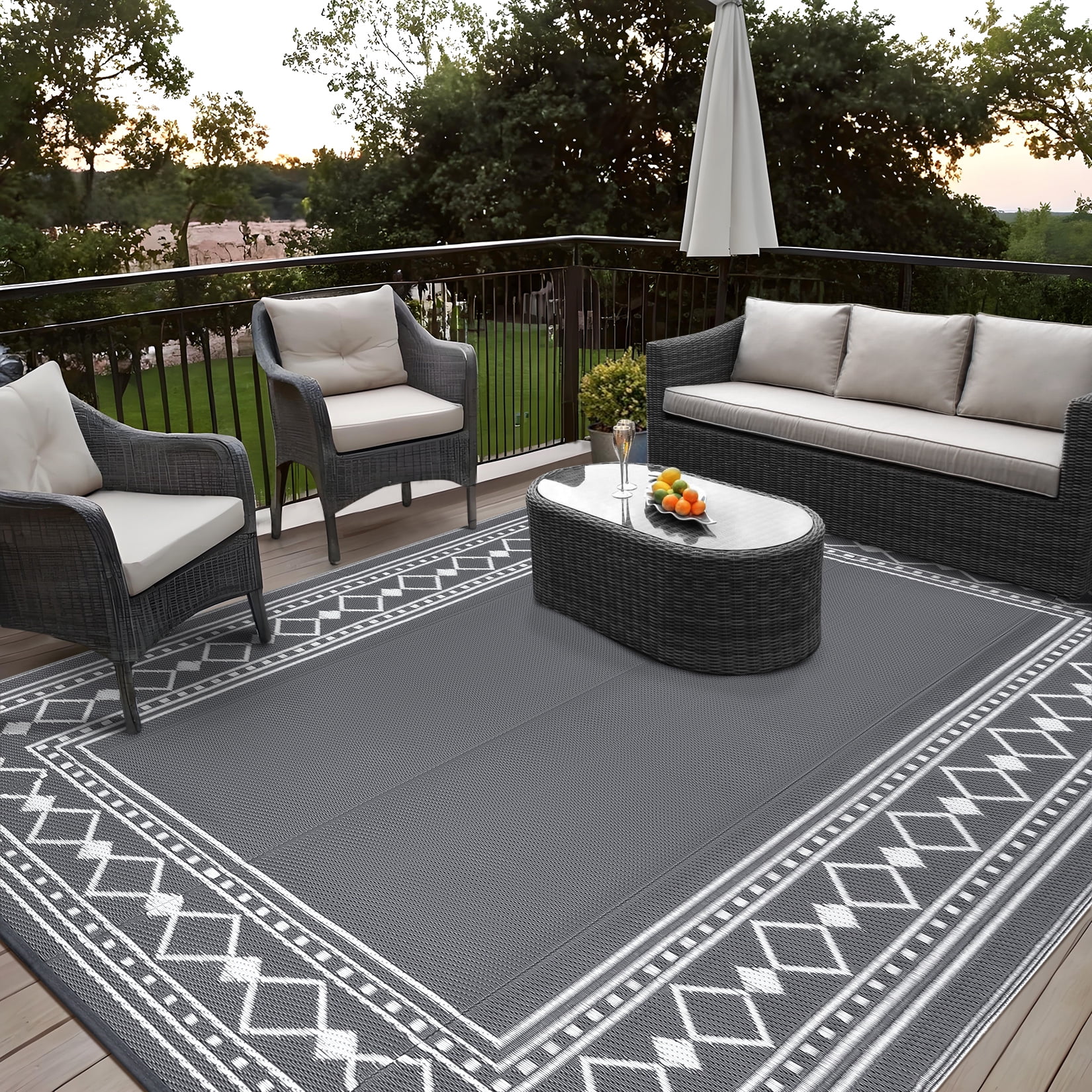 Hasoo 10' x 14' Gray Outdoor Rug Plastic Straw Border Carpet Waterproof PP Tube Woven Portable Mat for Patio Decor, Balcony, Picnic