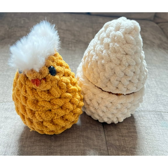 Hatching Chick Plushie | Adorable Easter & Farmhouse Decor
