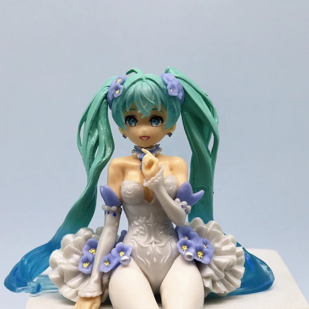 Figurine Hatsune Miku Assise 11cm Avec T-shirt Chat - Statuette Kawaii En PVC, Jouet De Bureau, Cadeau Anime, Neuf