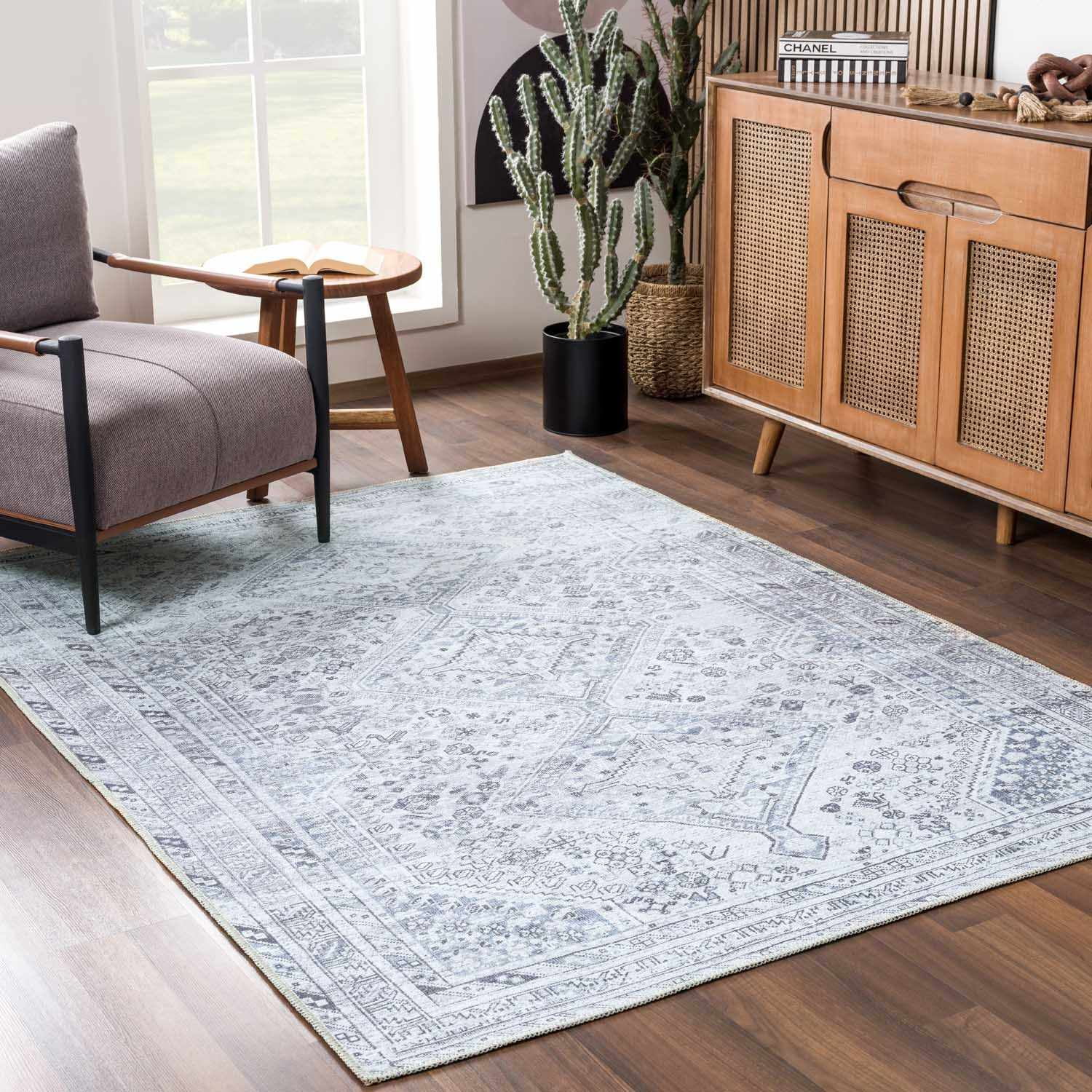 Barny Gray Washable Chenille Rectangle Area Rug 5'3" x 7'3"