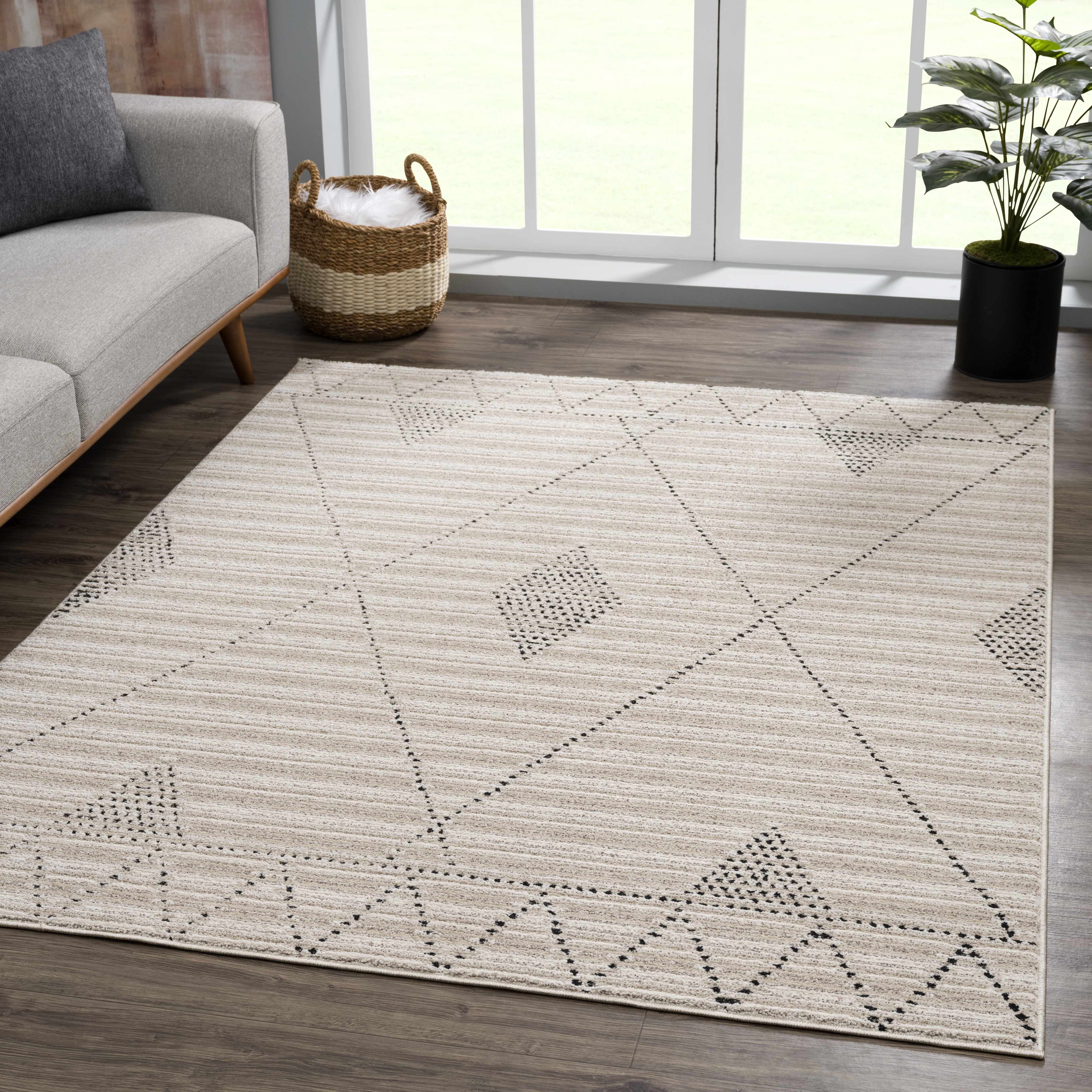 Hauteloom Casablanca Collection Living Room Bedroom Area Rug - Cozy Moroccan Farmhouse Carpet - Brown, Black, Beige - 5'3" x 7'