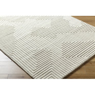 Hauteloom Burdette Transitional Gray Rectangle Area Rug, 6'7