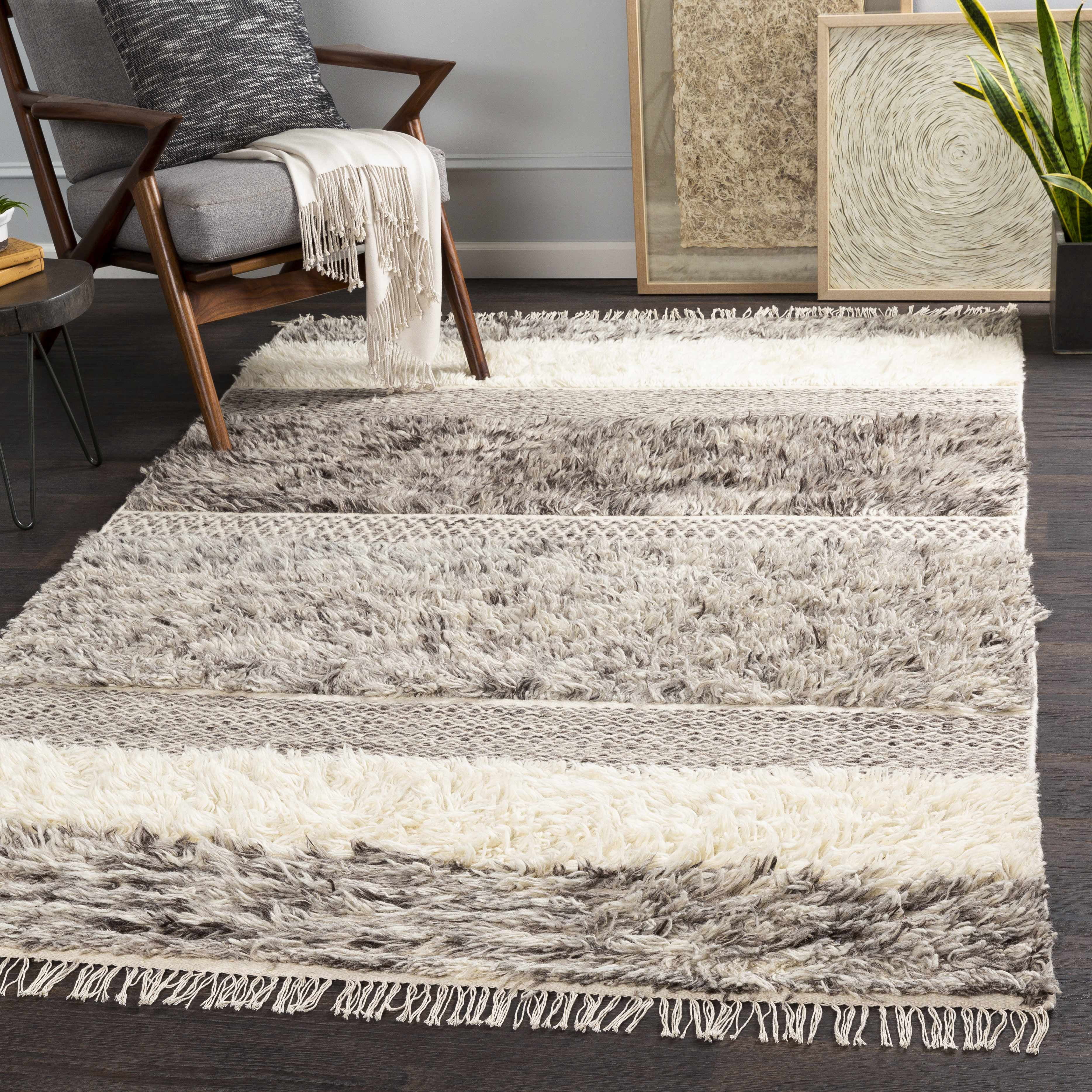 Hauteloom Elizabeth Wool Living Room, Bedroom Area Rug - Traditional ...
