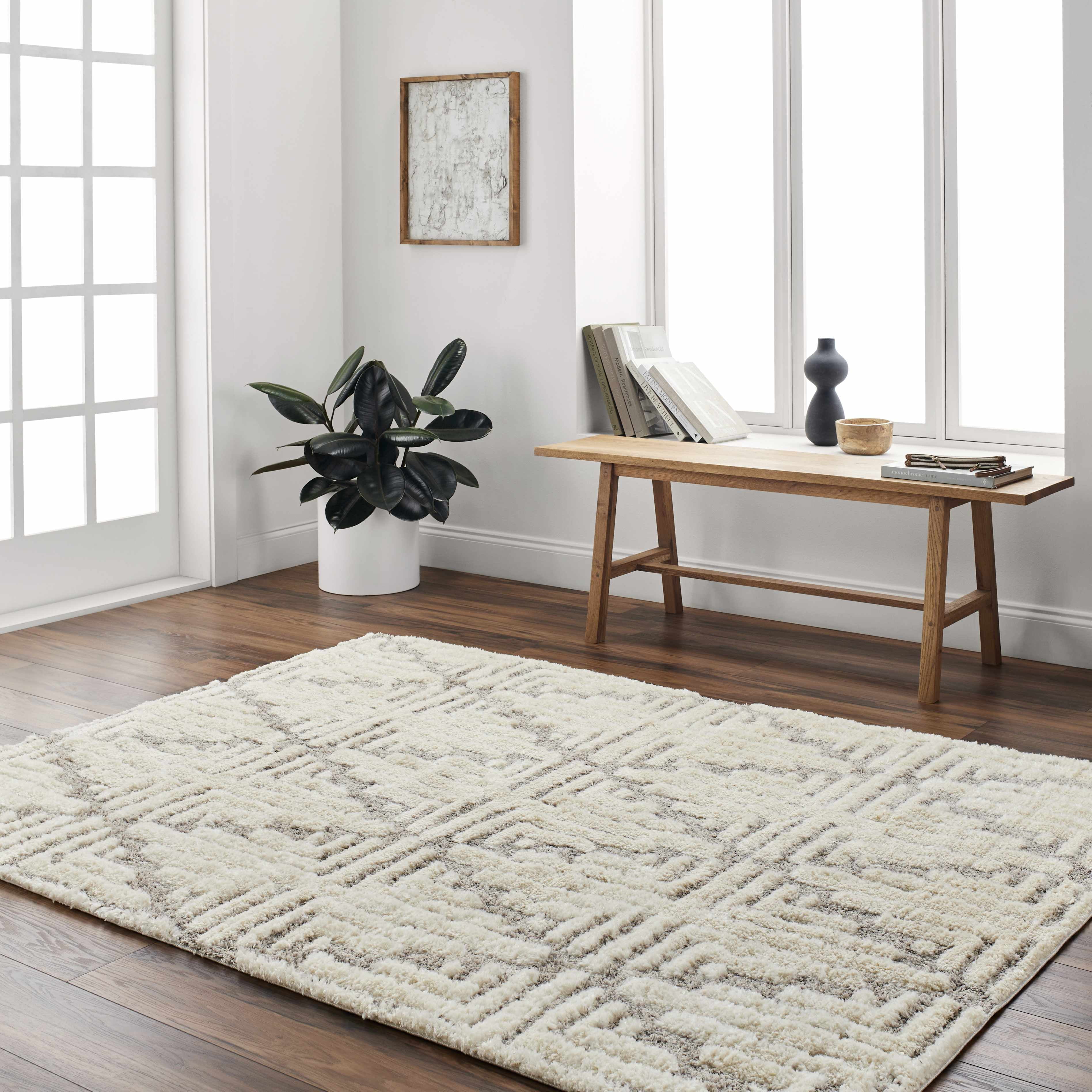 Livi Ivory and Gray Plush Polyester Area Rug 5'3" x 7'
