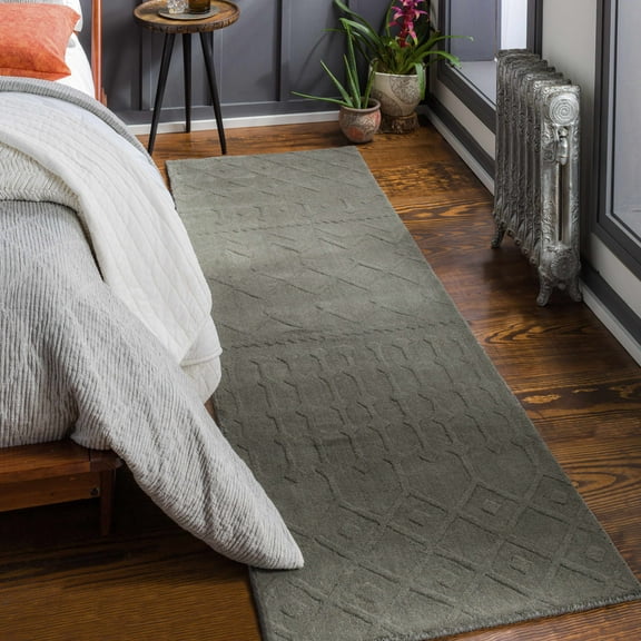 Hauteloom Newtonhill Wool Hallway, Kitchen Runner Rug - Bohemian, Transitional - Charcoal - 2'6" x 8'