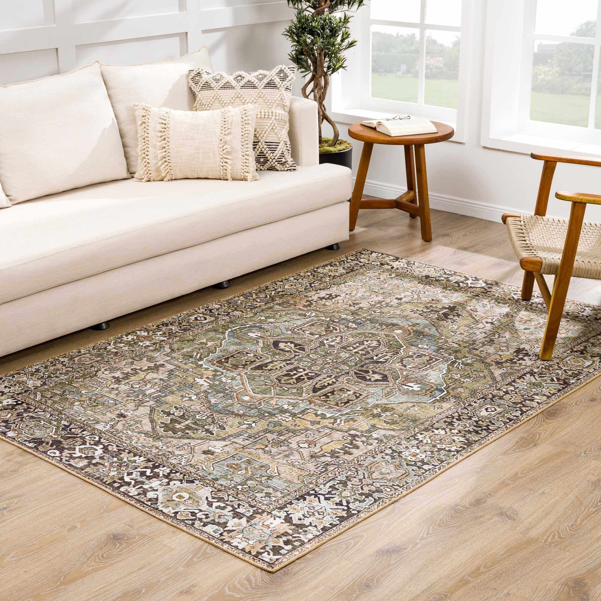 Matangad 5' x 7'6" Blue and Green Polyester Traditional Area Rug