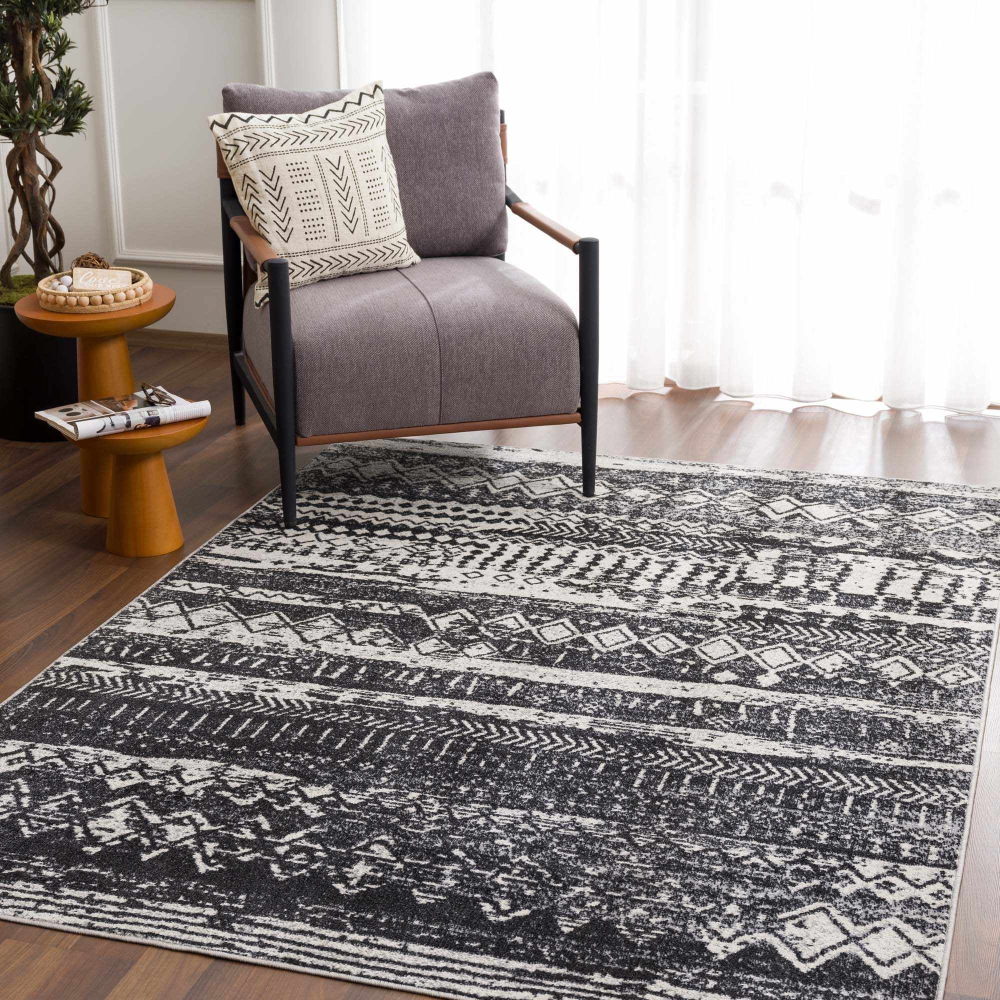 Gray and Black Bohemian Washable Polyester Area Rug 6'7" x 9'