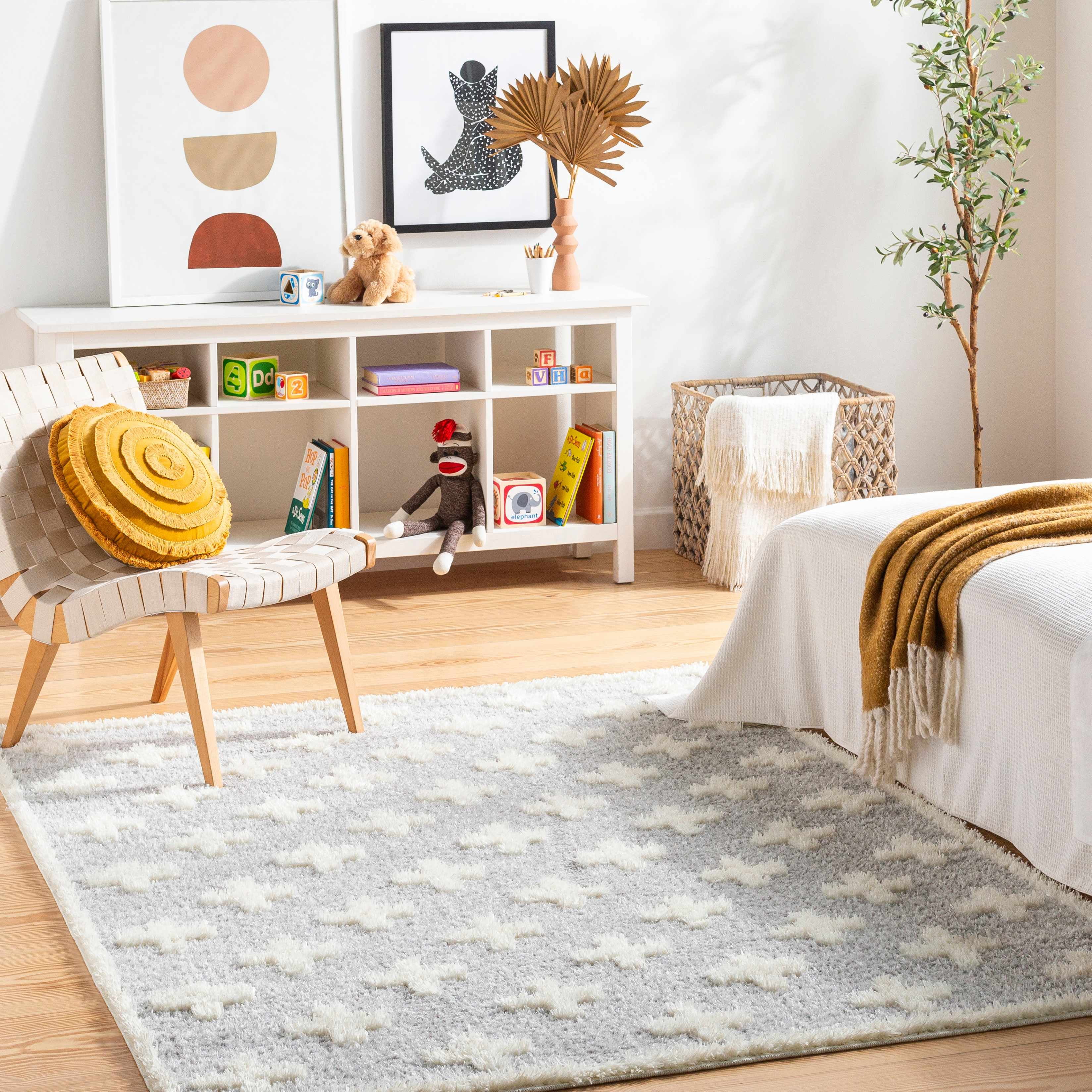 Hauteloom Light Gray and White Polyester Rectangle Area Rug