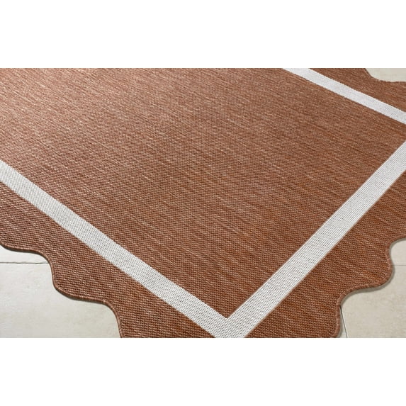 Hauteloom Varro Living Room, Bedroom Patio Outdoor Area Rug - Traditional - Rust, Cream - 5'3" x 7'