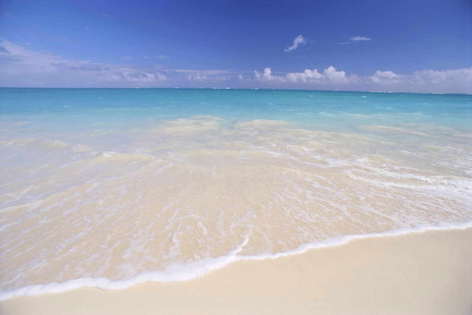Hawaii Beautiful White Sand Beach With Turquoise Water Blue Sky Canvas Art - Mary Van de Ven Design Pics (19 x 12)