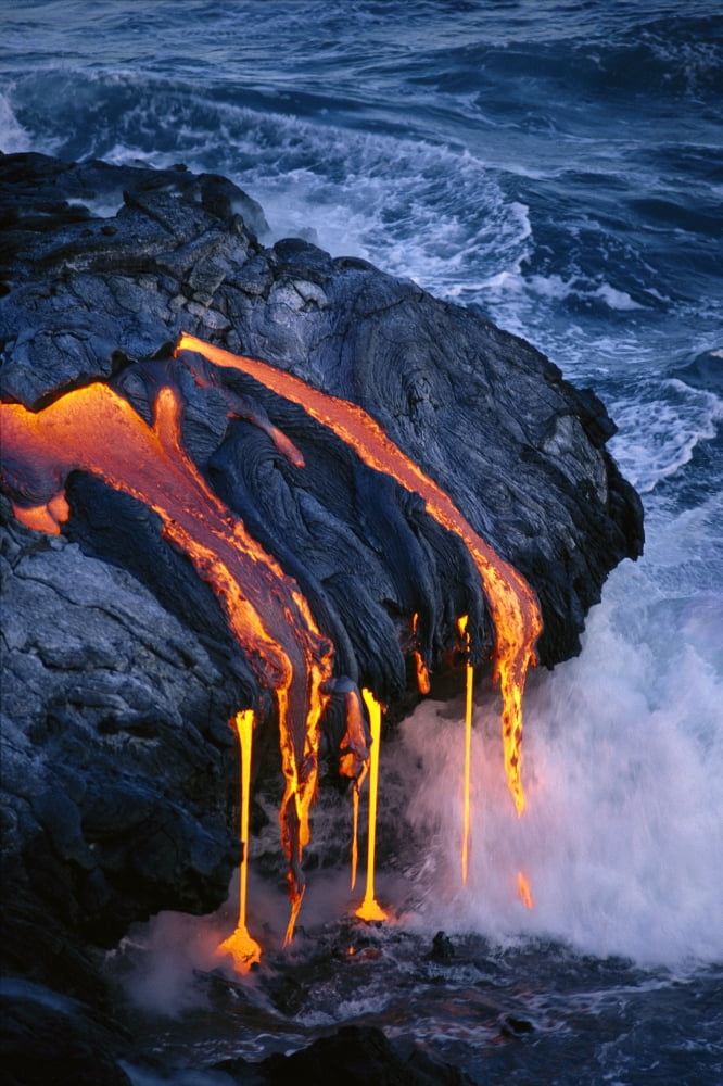Hawaii Big Island Hawaii Volcanoes National Park Close-Up Lava Flowing Into Gray Ocean Steam Smoke Pahoehoe Canvas Art - Don King Design Pics (24 x 38)