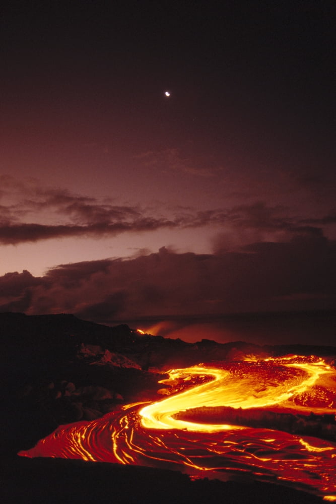 Hawaii Big Island Hawaii Volcanoes National Park Moon Over Lava Flow At Dawn Canvas Art - Peter French Design Pics (12 x 19)