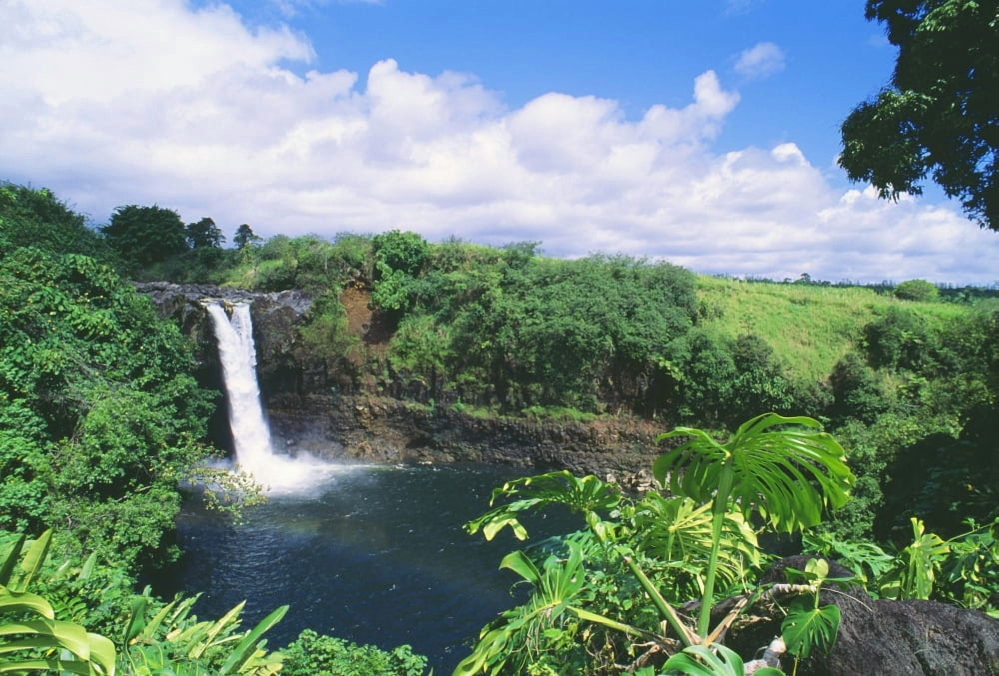 Hawaii Big Island Hilo Wailuku River State Park Rainbow Falls Rainbow In Mist Of Waterfall Canvas Art - Greg Vaughn Design Pics (34 x 24)
