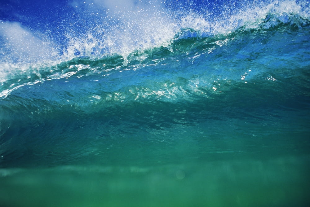 Hawaii Green Wave At Its Peak With White Wash Blue Sky Canvas Art - Liysa Swart Design Pics (19 x 12)