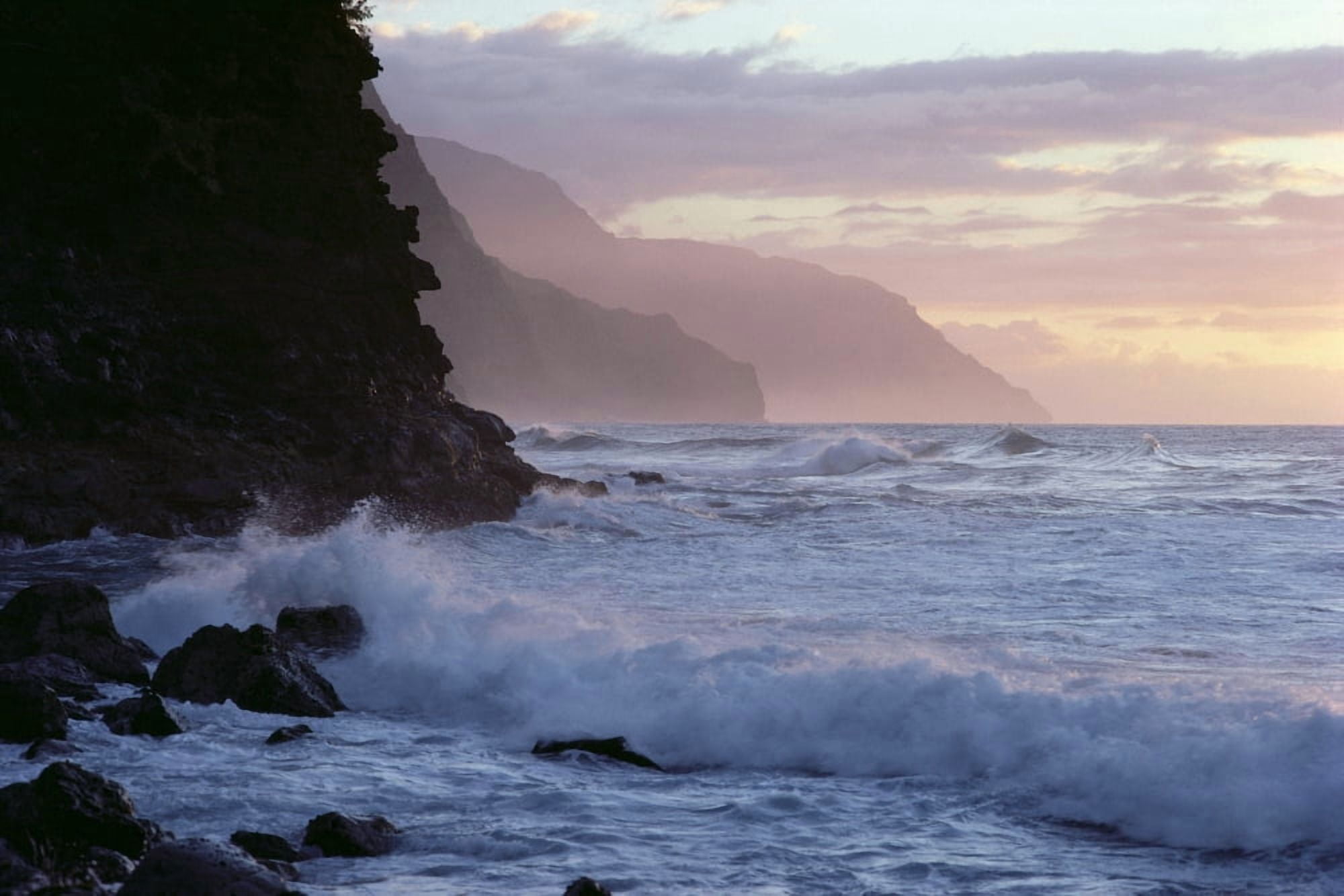 Hawaii Kauai Na Pali Coast At Twilight Rough Turbulent Ocean A40A Canvas Art - Greg Vaughn Design Pics (38 x 24)