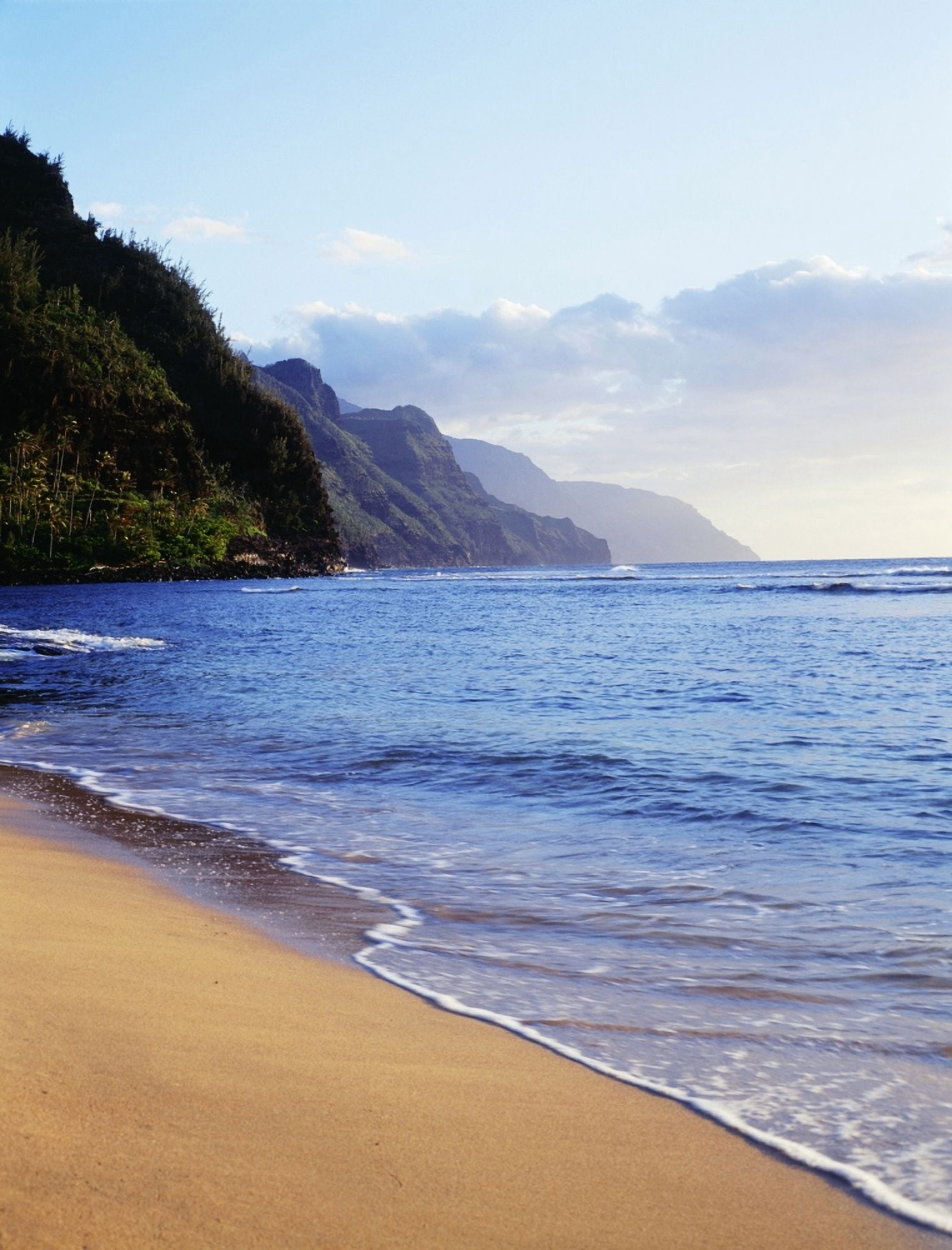 Hawaii Kauai Napali Coast Haena Beach Late Afternoon Canvas Art - Greg Vaughn Design Pics (13 x 17)