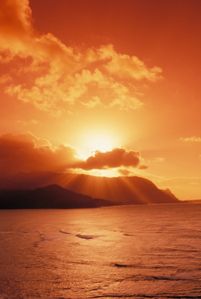 Hawaii Kauai North Shore Sunset Over Bali Hai Point Canvas Art - Joe Carini Design Pics (22 x 34)